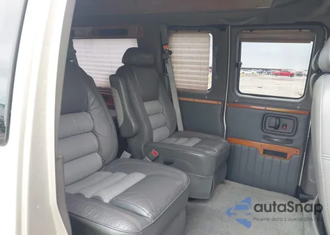 2005 GMC Savana Upfitter from USA, damaged, VIN 1GDFH15T051149243